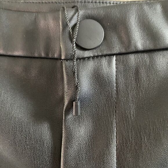 ZARA WOMAN FAUX LEATHER Pants XXL Black HIGH-WAISTED LEGGINGS ANKLE ZIPPER NWOT - Picture 10 of 16